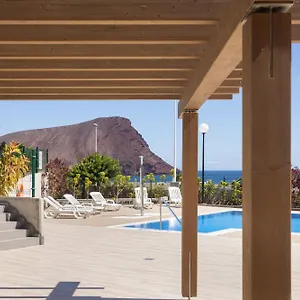 https://a-beautiful-apartment-with-a-perfect-beach-view-la.tenerifehoteles.net